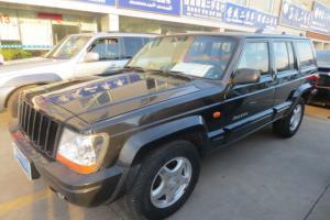 合肥包河區二手車選購指南 探訪寶匯車行，解讀二手吉普切諾基2700